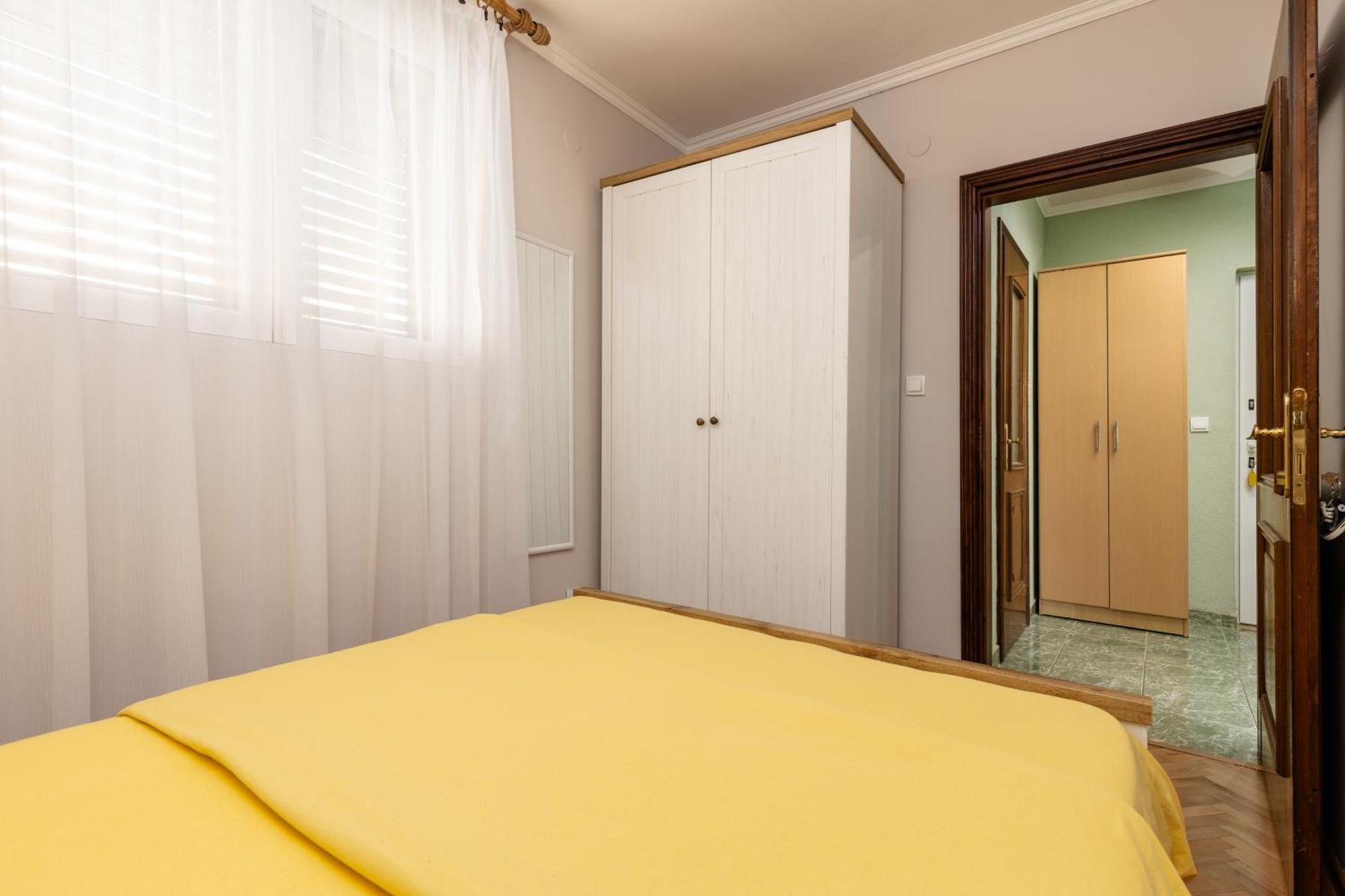 Apartment Dar & Mar Херцег Нови Екстериор снимка